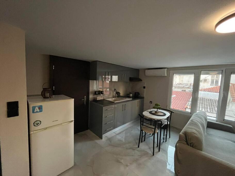Cozy Studio In Alexandroupolis Exterior photo